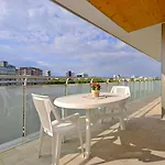 Mare Апартаменты *